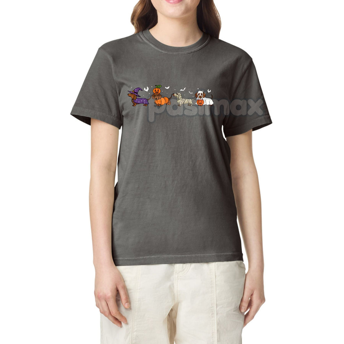 Retro Dachshund Ghost Shirt – Comfort Colors® Halloween Dog Owner Tee, Vintage Spooky Wiener Dog Apparel, Dog Mama Gift